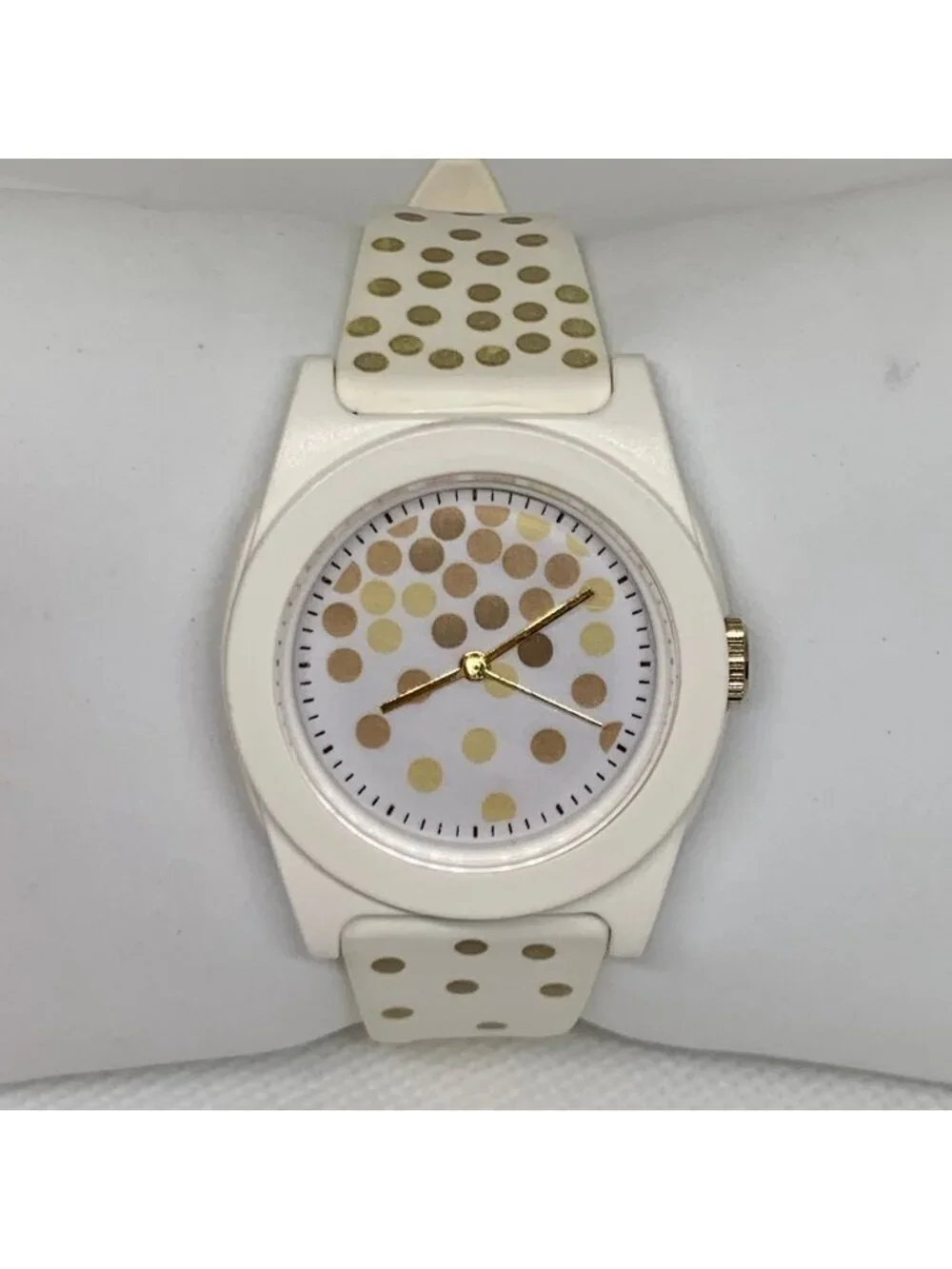Women’s quartz analog watch white tone 35mm plastic band fits up to 8” running
